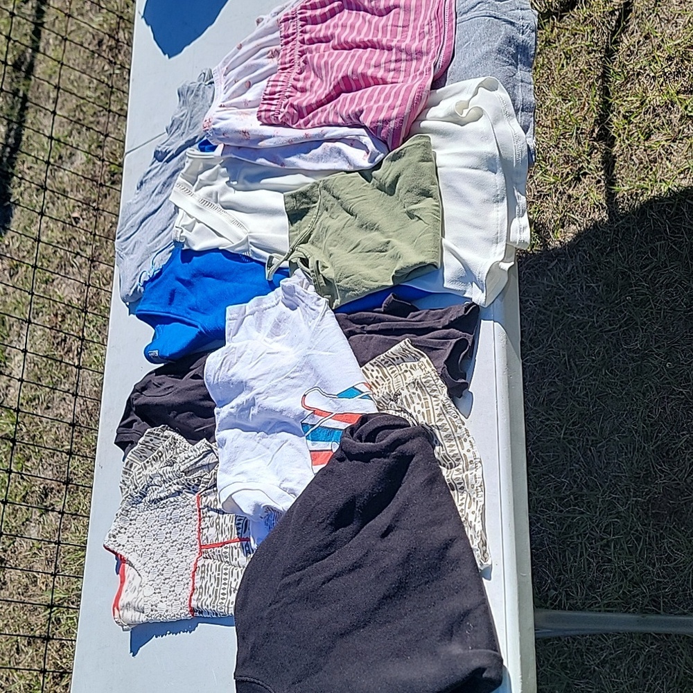 (4) Womans Medium (Bundle) - image 1